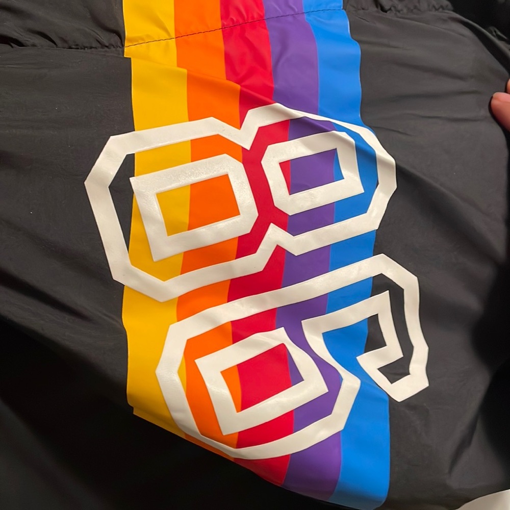 Good condition no tears and like brand new